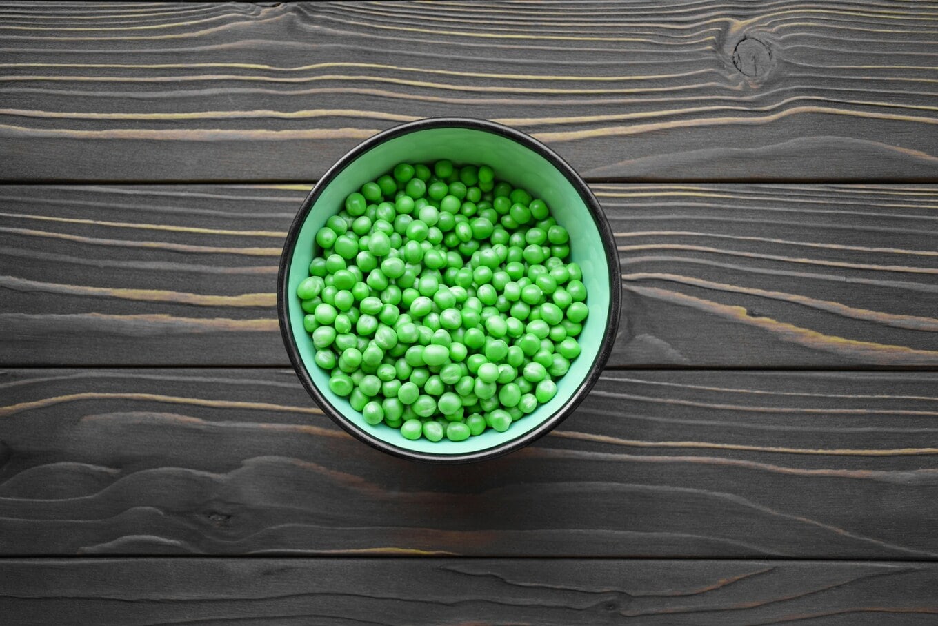 bowl of green peas